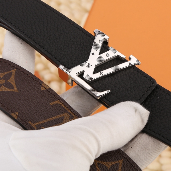 激安ルイヴィトンベルト背面デザイン